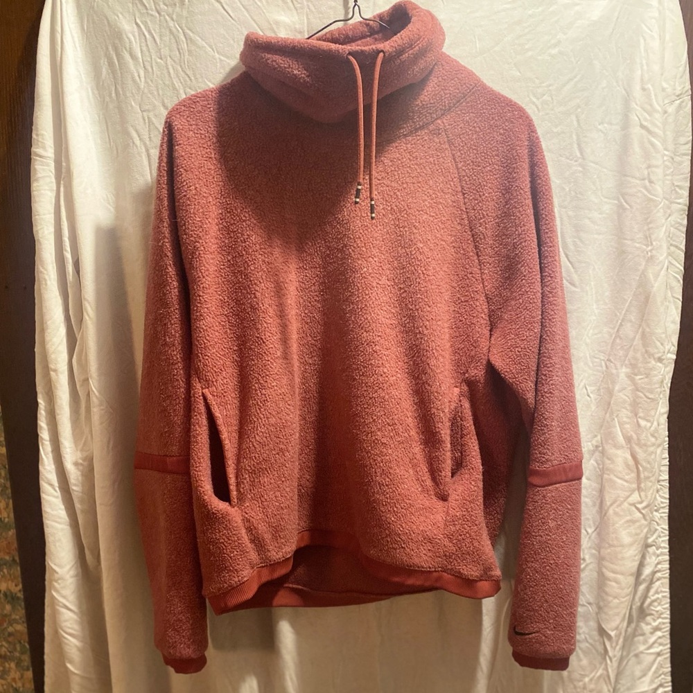 Women’s Nike pullover